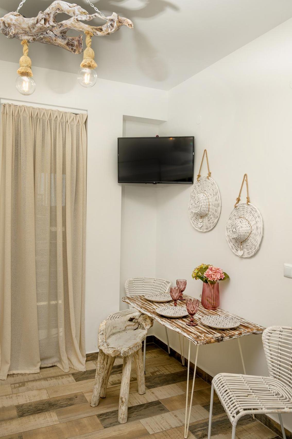 Meltemi luxury apartments Nea Roda Exterior foto